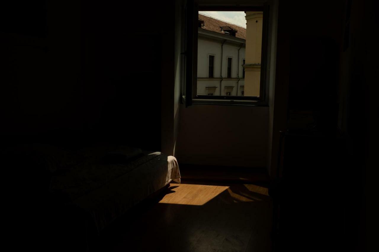 The Studio Apartment Сибиу Экстерьер фото